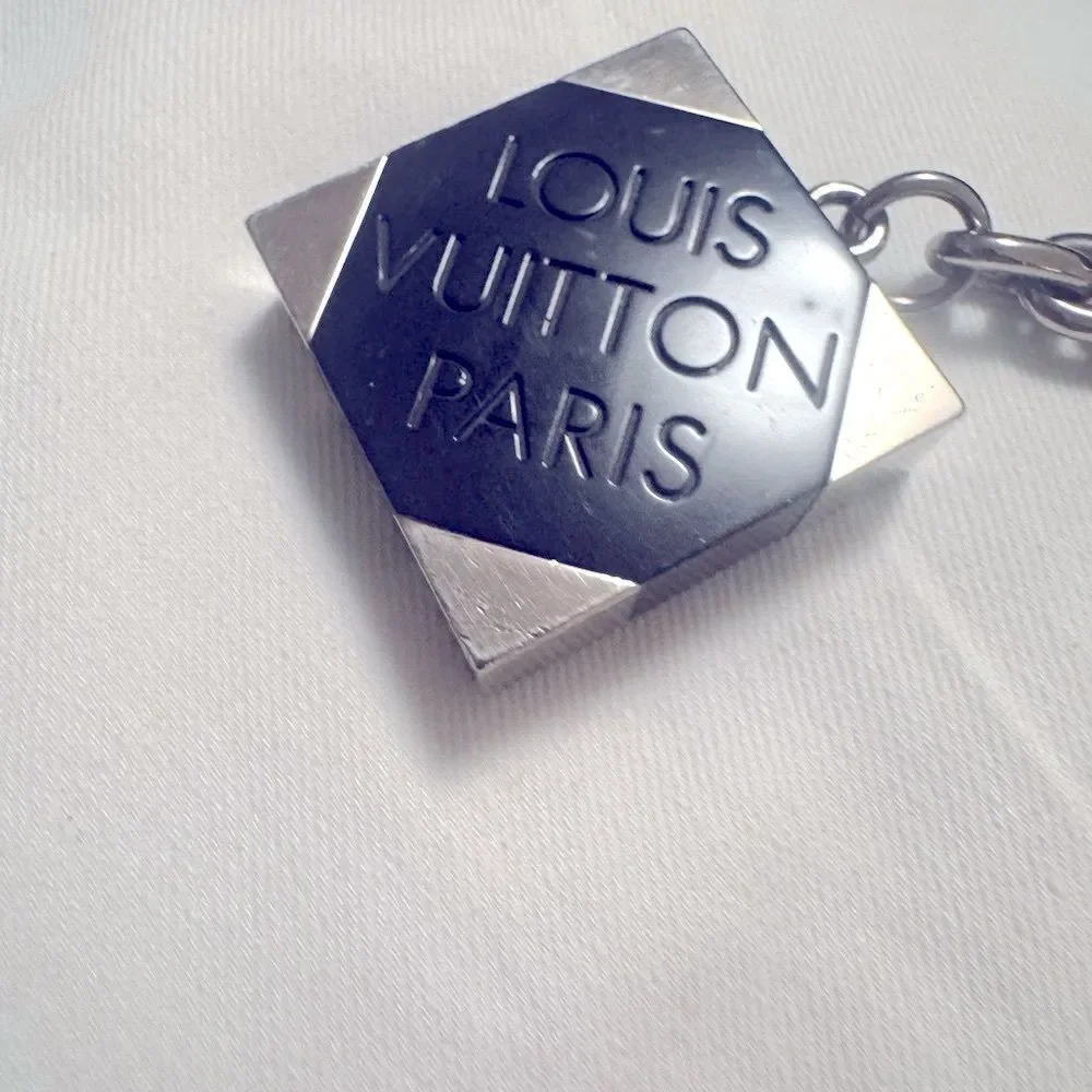 Auth Louis Vuitton Black Resin Silver Bag Charm Keyring Damier Print LV Brand